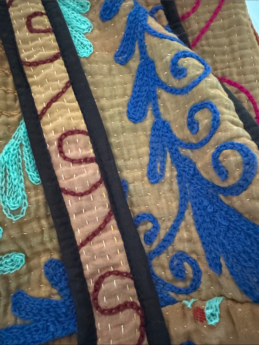 Caravan Bohemian Boutique Boho Floral Embroidered Tote Bag in Brown and Teal - Picture 7 of 11